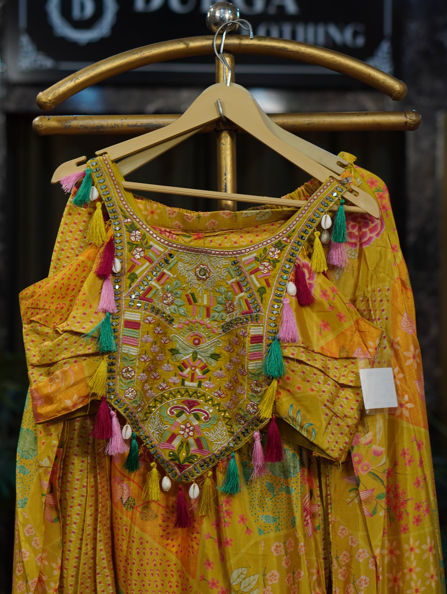 038-MUSKAN-YELLOW
