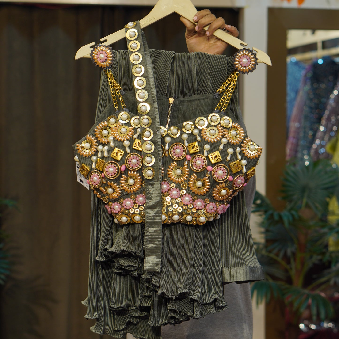 Readymade / PreDraped / Read To Wear Saree