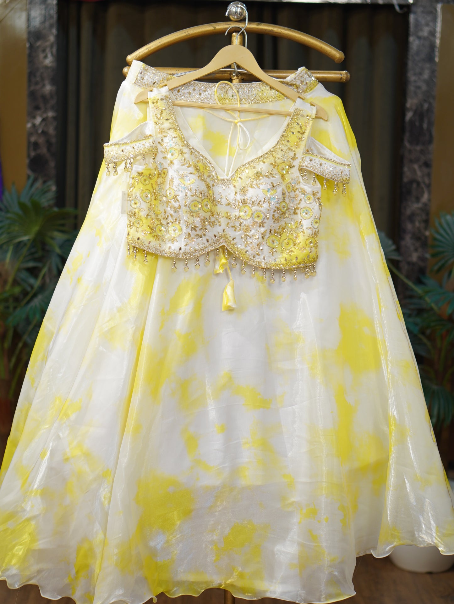 032-CEAC01-WHITE+YELLOW