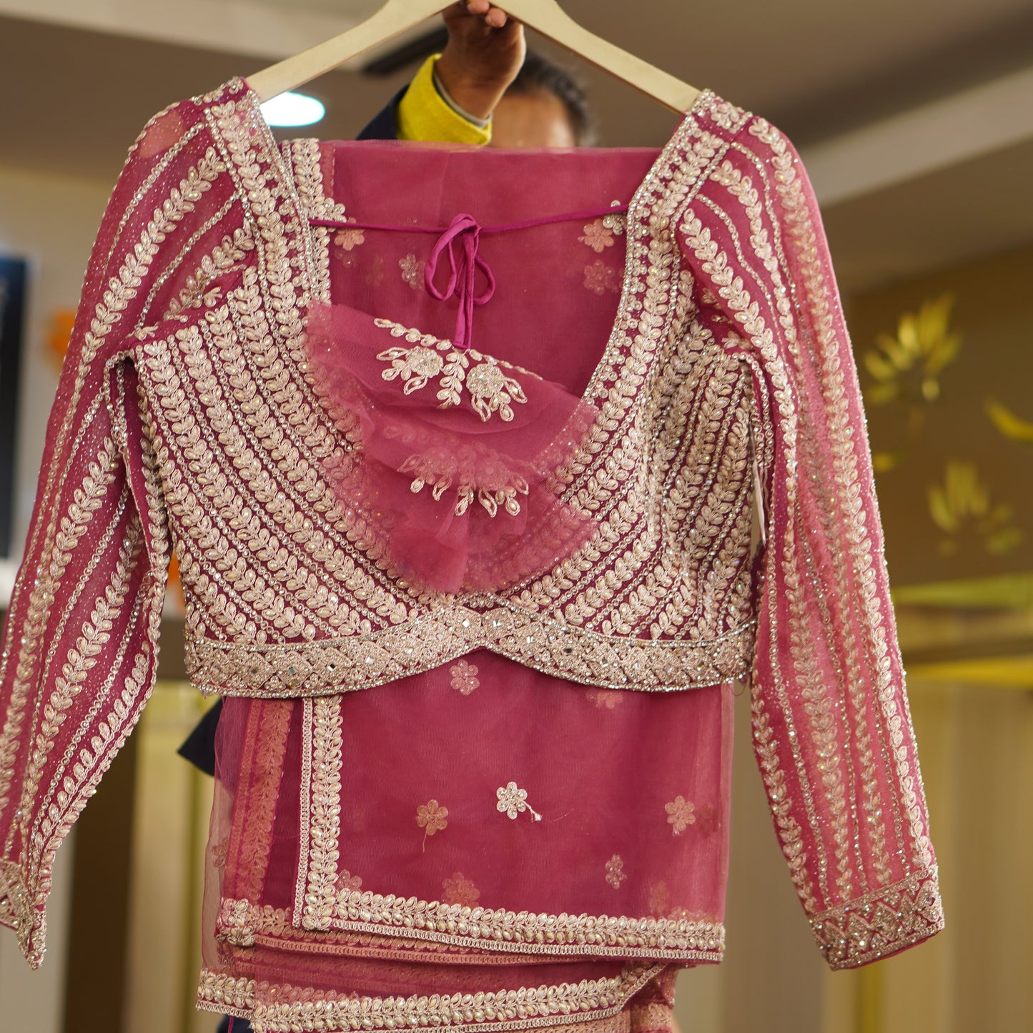 Lehenga set (buy online readymade lehenga choli)