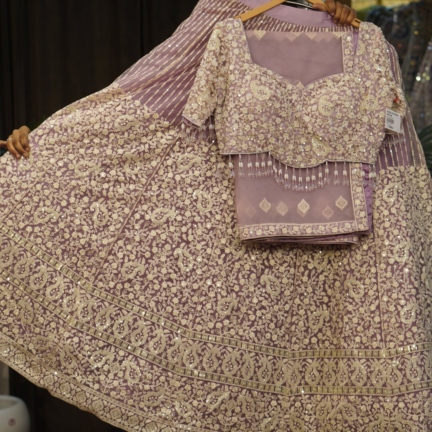 Lehenga set (buy online readymade lehenga choli)