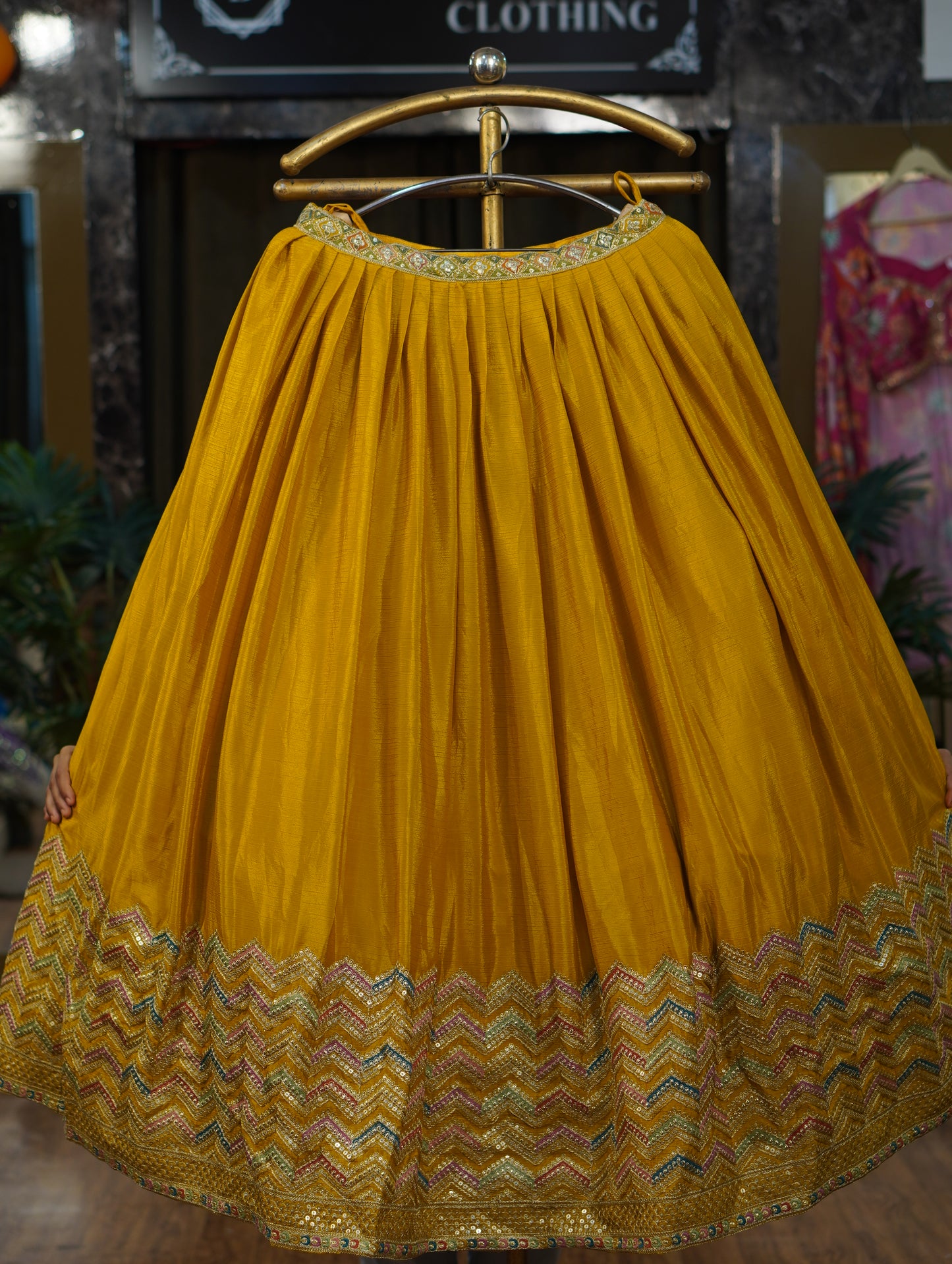 010-208-YELLOW
