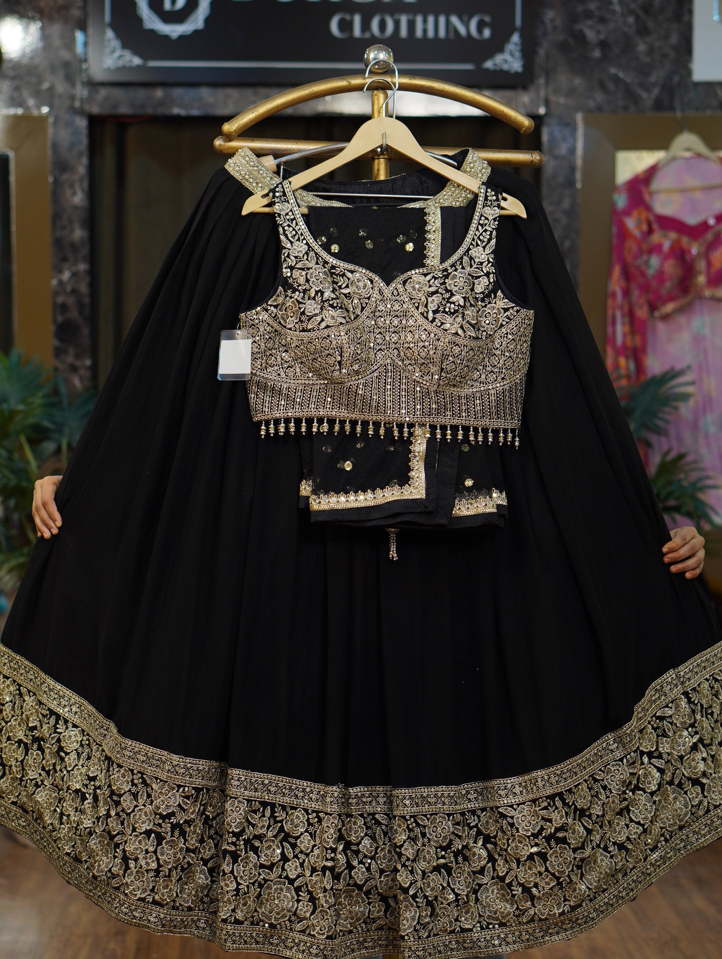 010-205-BLACK
