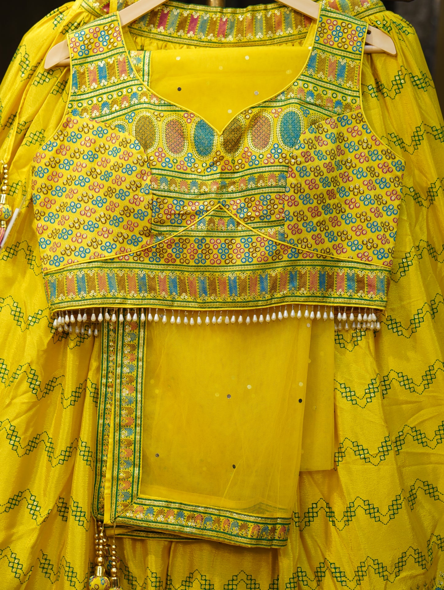 010-104-YELLOW