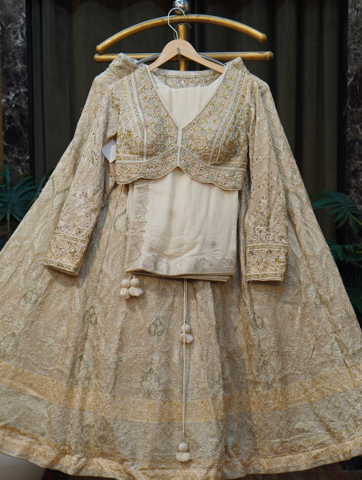 082-1376-CREAM