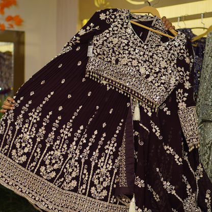 Lehenga set (buy online readymade lehenga choli)