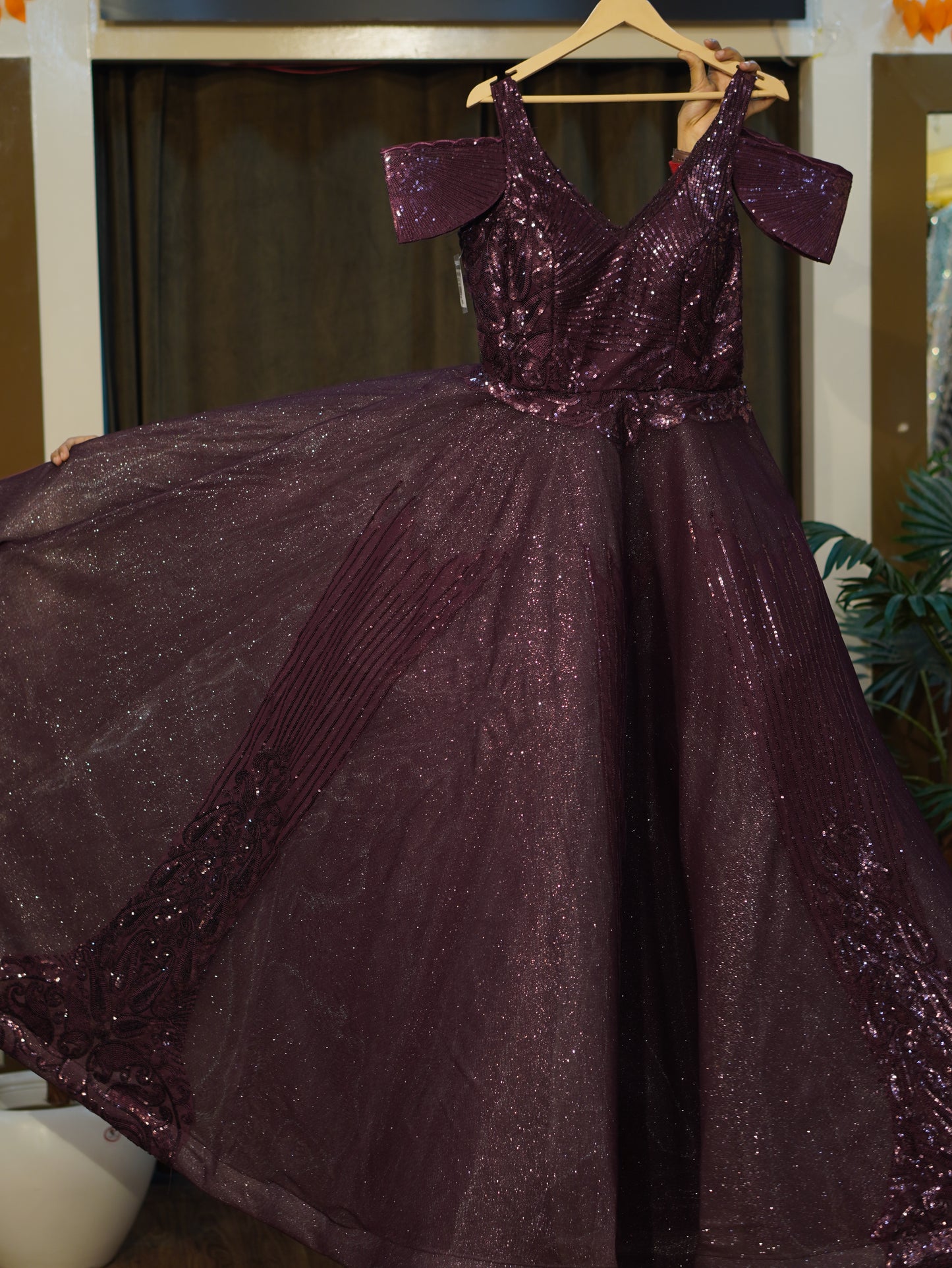Ethnic Gown (buy online readymade Gowns)