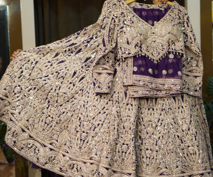 Lehenga set (buy online readymade lehenga choli)