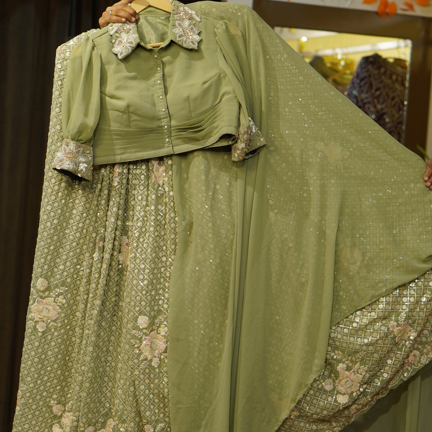 Lehenga set (buy online readymade lehenga choli)