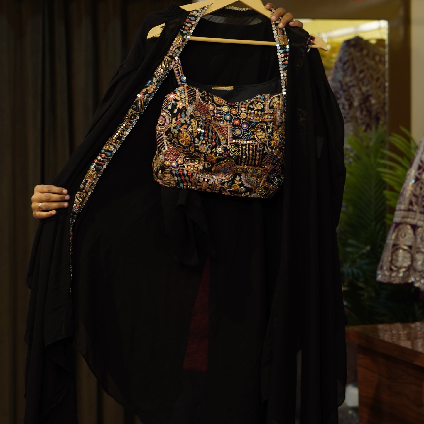 038-RUBINA-BLACK