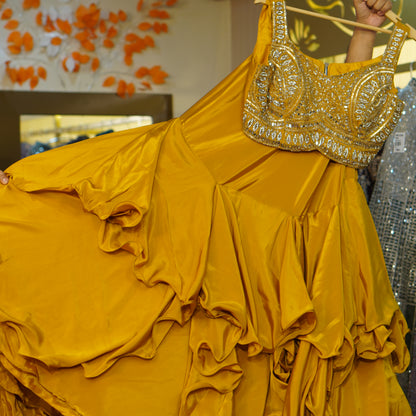 Lehenga set (buy online readymade lehenga choli)