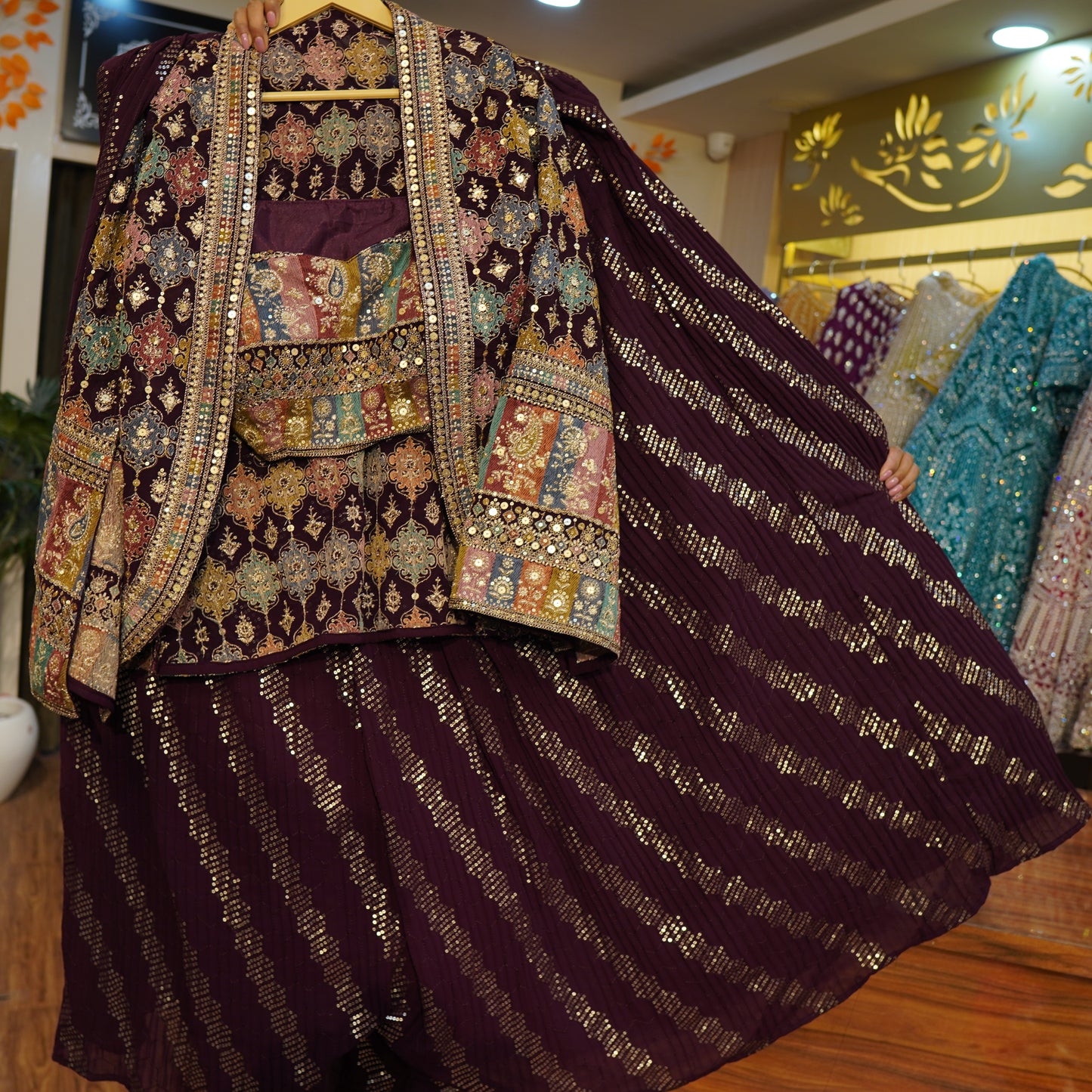 Lehenga set (buy online readymade lehenga choli)