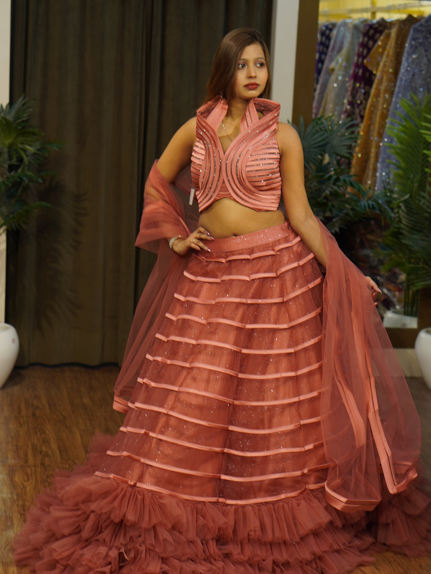 Lehenga set (buy online readymade lehenga choli)