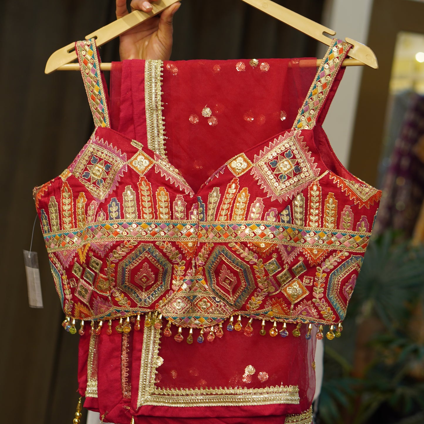 Lehenga set (buy online readymade lehenga choli)