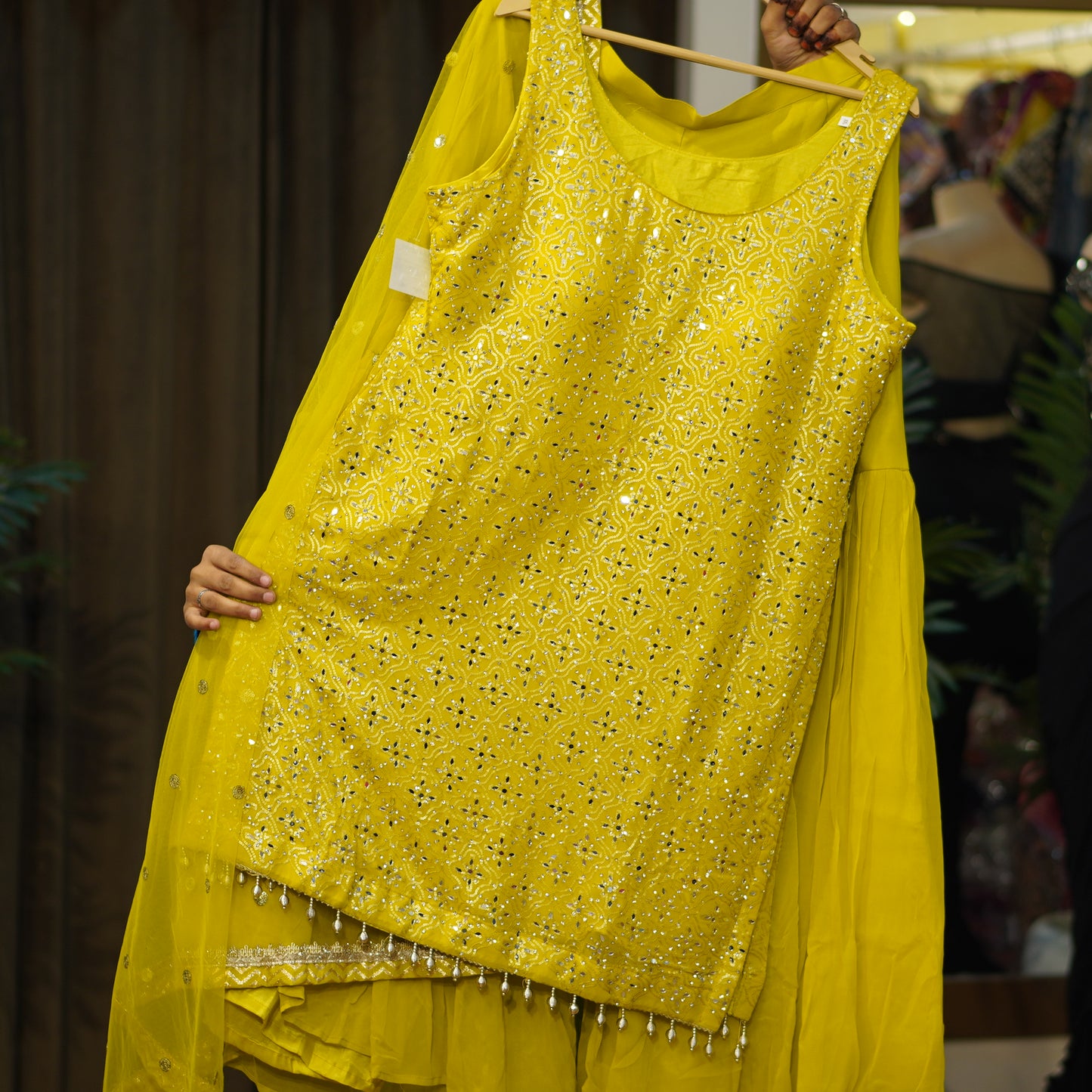 010WISCAS H.W ST-MEHNDI GREEN