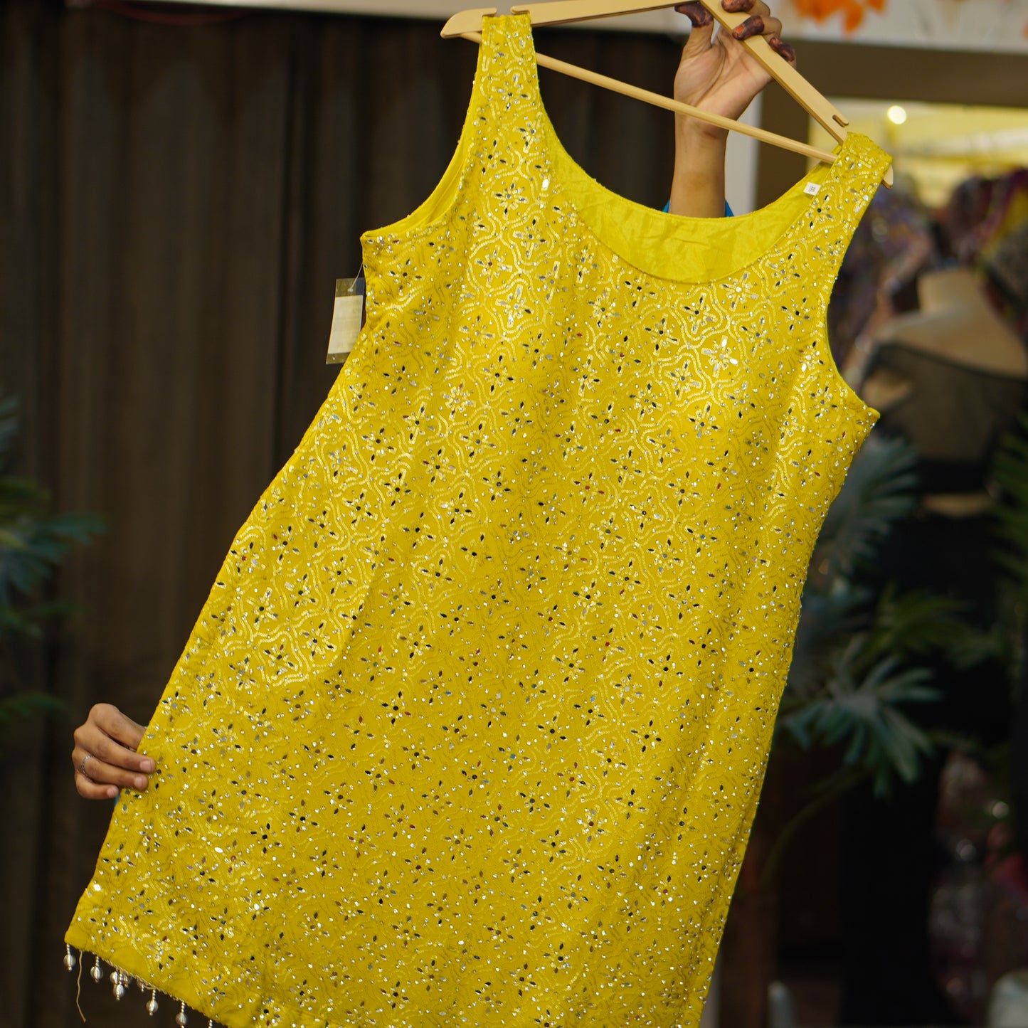 010WISCAS H.W ST-MEHNDI GREEN