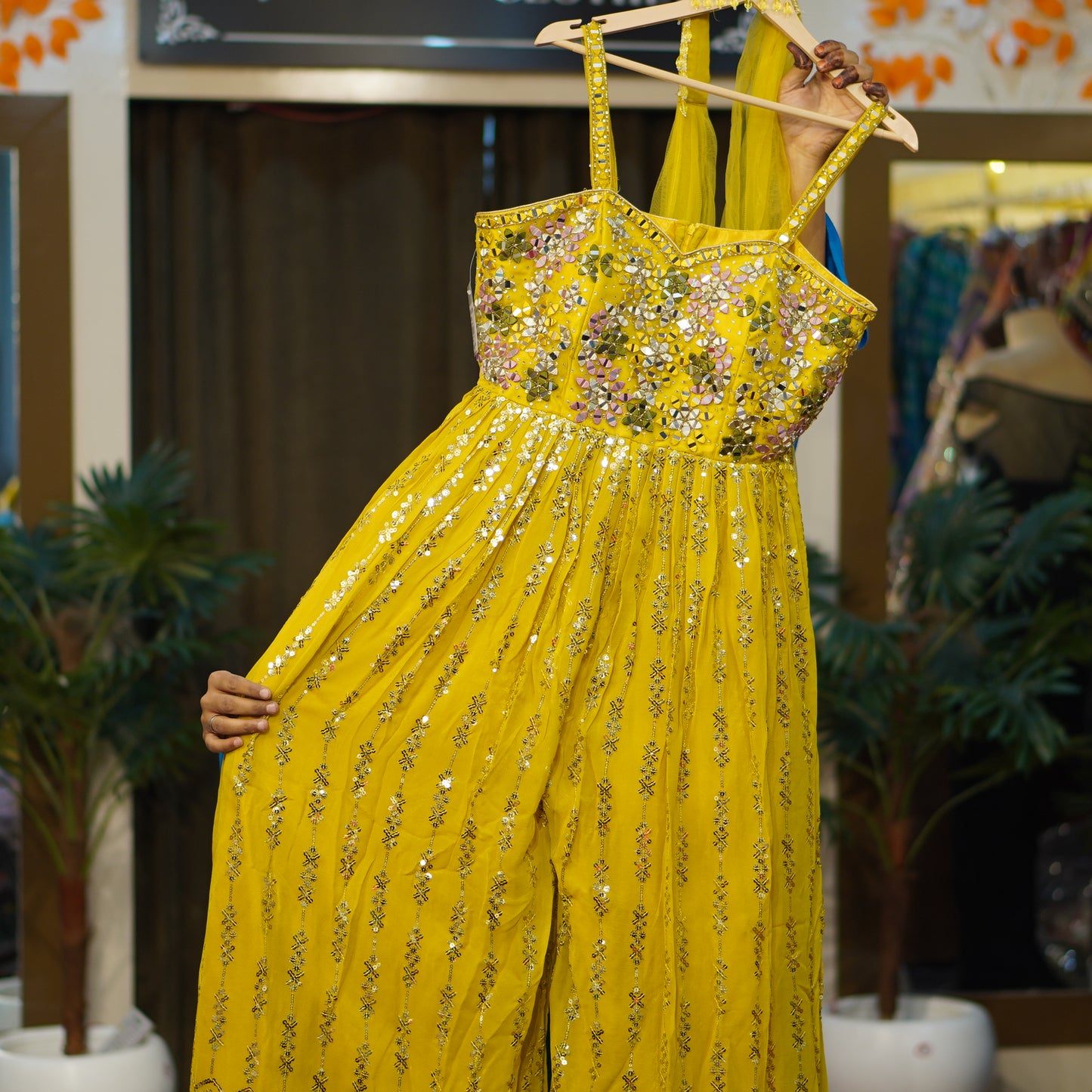 022-3532-YELLOW