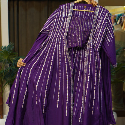 Lehenga set (buy online readymade lehenga choli)