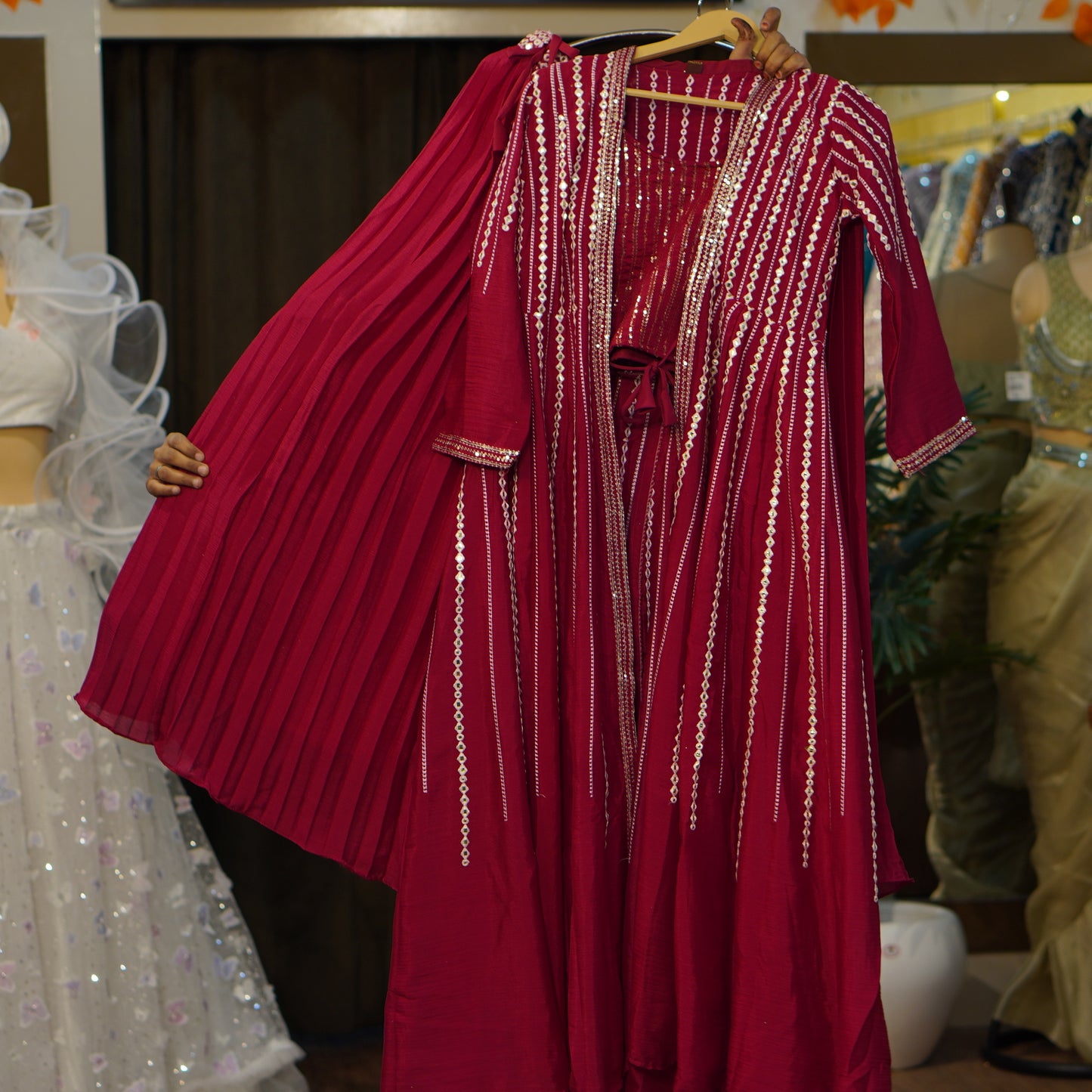Lehenga set (buy online readymade lehenga choli)